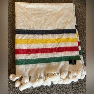 Hudson Bay Company Point Stripe Throw, Fur Poms ✨